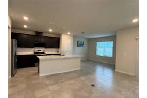 2102 CHARMING AVE AVENUE, DAVENPORT, FL 33896 - MLS#MFRO6400556