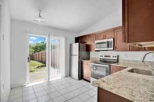 2827 CORAL REEF DRIVE, ORLANDO, FL 32826 - MLS#MFRO6400580