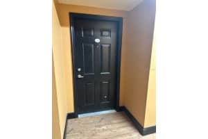 911 ORANGE AVENUE, ORLANDO, FL 32801 - MLS#MFRO6400677