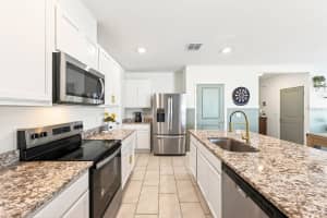 182 AMBERWOOD WAY, UMATILLA, FL 32784 - MLS#MFRO6400854