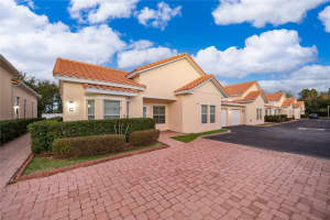 1075 DAVID WALKER DRIVE, TAVARES, FL 32778 - MLS#MFRO6400906