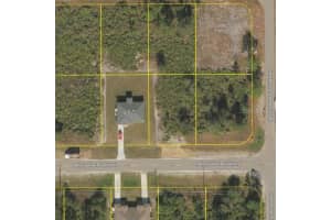 881 MILWAUKEE BOULEVARD, LEHIGH ACRES, FL 33974 - MLS#MFRO6400929
