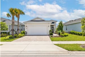 819 LILIANA DRIVE, DELAND, FL 32724 - MLS#MFRO6400937