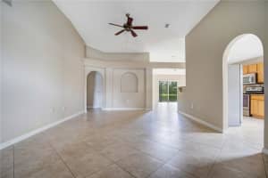 1845 CORNER MEADOW CIRCLE, ORLANDO, FL 32820 - MLS#MFRO6401038