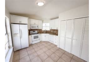 9814 DEAN COVE LANE, ORLANDO, FL 32825 - MLS#MFRO6401050