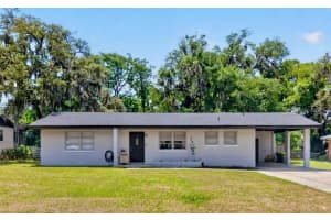 2303 MAHONEY AVENUE, LEESBURG, FL 34748 - MLS#MFRO6401053