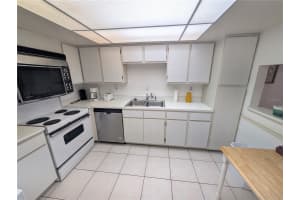 17920 GULF BOULEVARD, ST PETERSBURG, FL 33708 - MLS#MFRO6401101