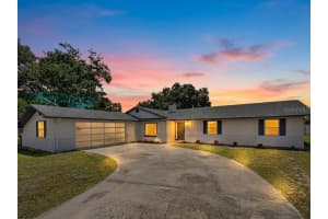 4 Grove Ct Se, WINTER HAVEN