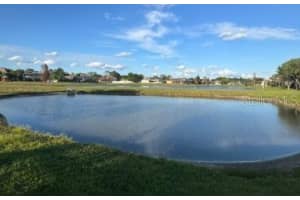 707 FORESTGREEN COURT, ORLANDO, FL 32828 - MLS#MFRO6401125