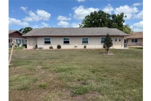 110-112 GLOUCESTER BOULEVARD, SUN CITY CENTER, FL 33573 - MLS#MFRO6401140