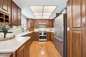 121 PEACOCK DRIVE, ALTAMONTE SPRINGS, FL 32701 - MLS#MFRO6401149