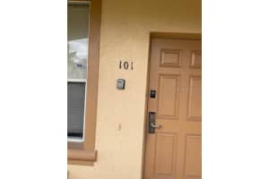 101 PALERMO STREET, DAVENPORT, FL 33897 - MLS#MFRO6401242