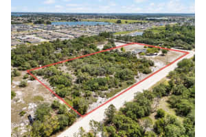 12 CHERRY BLOSSOM LANE, WINTER HAVEN, FL 33884 - MLS#MFRO6401292