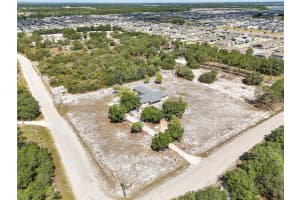 12 CHERRY BLOSSOM LANE, WINTER HAVEN, FL 33884 - MLS#MFRO6401292