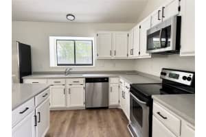 551 SPRINGTREE WAY, LAKE MARY, FL 32746 - MLS#MFRO6401315