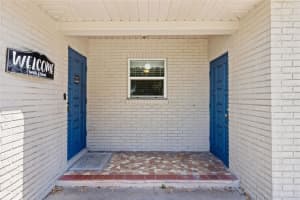 303 GRANADA ROAD, AUBURNDALE, FL 33823 - MLS#MFRO6401332