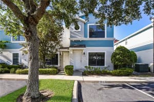 1310 Windsor Lake Cir, SANFORD