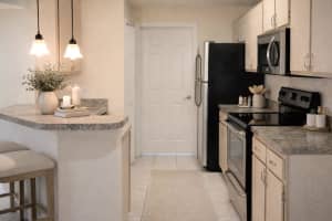 713 CREST PINES DRIVE, ORLANDO, FL 32828 - MLS#MFRO6401395