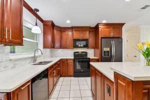 MLS# MFRO6401647, Orlando, Florida 32819