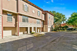 6105 METROWEST BOULEVARD, ORLANDO, FL 32835 - MLS#MFRO6401713