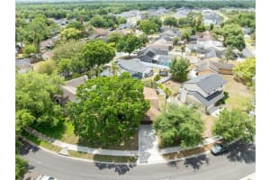 1049 DISHMAN LOOP, OVIEDO, FL 32765 - MLS#MFRO6401736