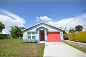2225 CARVER AVENUE, FORT MYERS, FL 33916 - MLS#MFRO6401818