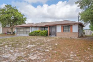 1952 KIRKWOOD STREET, DELTONA, FL 32738 - MLS#MFRO6401819