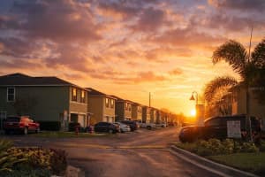 572 CRESTING OAK CIRCLE, ORLANDO, FL 32824 - MLS#MFRO6401922