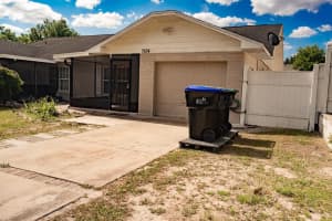 7104 BLUE EARTH COURT, ORLANDO, FL 32818 - MLS#MFRO6401988