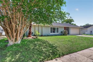 2102 WINNEBEGO TRAIL, FERN PARK, FL 32730 - MLS#MFRO6402030