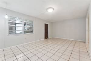 700 E AIRPORT BLVD #I2, SANFORD, FL 32773 - MLS#MFRO6402035