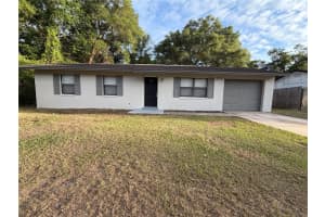 330 DOGWOOD AVENUE, ORANGE CITY, FL 32763 - MLS#MFRO6402036