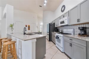 640 LADY DIANA DRIVE, DAVENPORT, FL 33837 - MLS#MFRO6402082