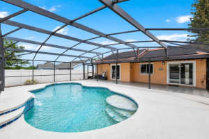 468 SANDPIPER RIDGE DRIVE, ORLANDO, FL 32835 - MLS#MFRO6402145