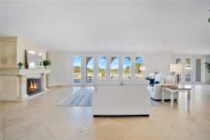 2117 OCEAN DRIVE, NEW SMYRNA BEACH, FL 32169 - MLS#MFRO6402238