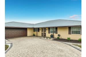 2404 LAUDERDALE COURT, ORLANDO, FL 32805 - MLS#MFRO6402242