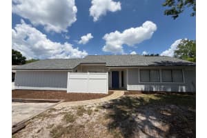 706 Lakeside Dr, WINTER SPRINGS