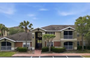 1910 SUMMER CLUB DRIVE, OVIEDO, FL 32765 - MLS#MFRO6402379