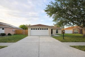 101 DIAMOND RIDGE BOULEVARD, AUBURNDALE, FL 33823 - MLS#MFRO6402393