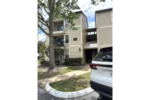 1916 LAKE ATRIUMS CIRCLE, ORLANDO, FL 32839 - MLS#MFRO6402407