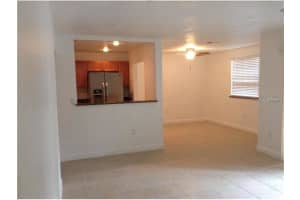 3975 VERSAILLES DRIVE, ORLANDO, FL 32808 - MLS#MFRO6402415