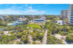 2117 OCEAN DRIVE, NEW SMYRNA BEACH, FL 32169 - MLS#MFRO6402419