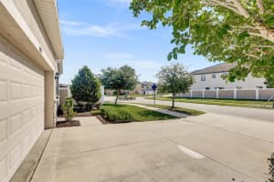 11925 CROSS VINE DRIVE, RIVERVIEW, FL 33579 - MLS#MFRO6402460