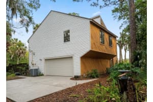 2070 COURTENAY PARKWAY, MERRITT ISLAND, FL 32952 - MLS#MFRO6402497