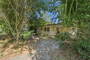 209 PLAZA OVAL, CASSELBERRY, FL 32707 - MLS#MFRO6402506