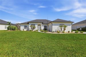 1910 SIR LANCELOT CIRCLE, ST CLOUD, FL 34772 - MLS#MFRO6402569
