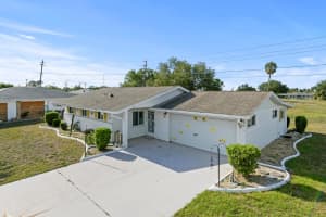 606 LA JOLLA AVENUE, SUN CITY CENTER, FL 33573 - MLS#MFRO6402634