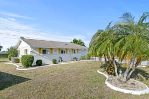 606 LA JOLLA AVENUE, SUN CITY CENTER, FL 33573 - MLS#MFRO6402634