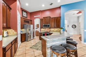 910 PARASOL PLACE, OVIEDO, FL 32766 - MLS#MFRO6402683