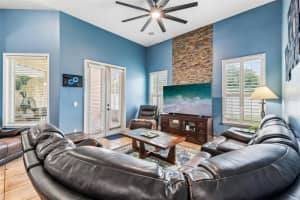 910 PARASOL PLACE, OVIEDO, FL 32766 - MLS#MFRO6402683
